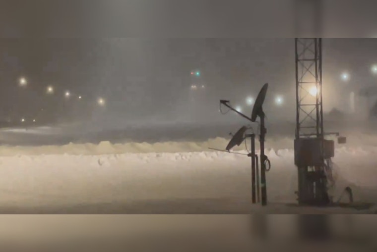 Chicago in Grip of Extreme Cold as Wind Chill Warnings Extend across Counties