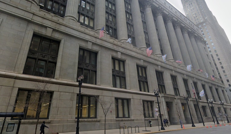 Chicago Officials Extend Shelter Deadline for Migrants Amid Severe Winter, Criticism Over Lack of Clear Plan