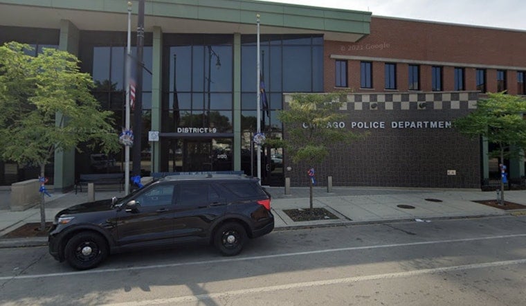 Chicago Police Warn of Armed Robber Engaging in Series of Street Robberies in Deering