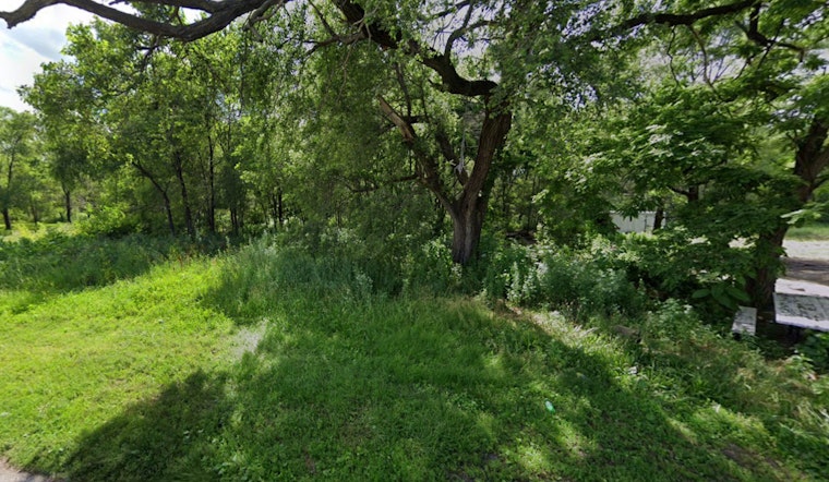 Chicago Residents Rally Against Proposed "Invert Project" Mining Operation Near Local School