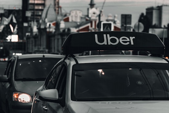 Chicago Rideshare Drivers on Alert After Spate of Armed Robberies via Uber App