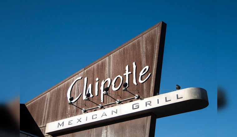 Chipotle Introduces Drive-Thru 'Chipotlane' at New Rolling Meadows Location, Boosts Job Market