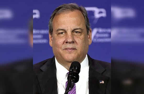 Chris Christie Takes Aim at Trump in Bold New Hampshire Ad, Trails Behind in GOP Polls