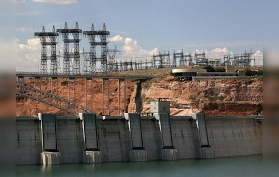 Colorado River Near I10 Set for Weeklong Boating Halt Amid Power Line Erection by Ten West Corp