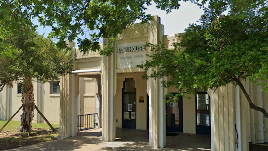 Dallas' Bath House Cultural Center Sparkles with 29th Annual El Corazón Art Exhibition
