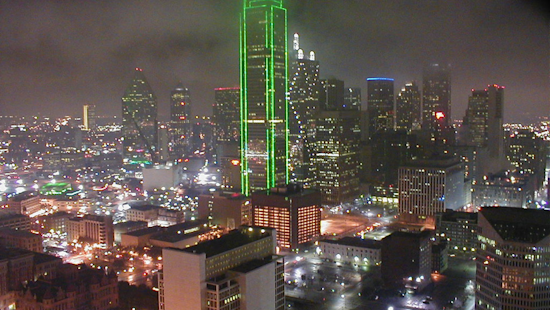 Dallas Braces for Showers and Thunderstorms with Hazardous Fog Advisory in Effect