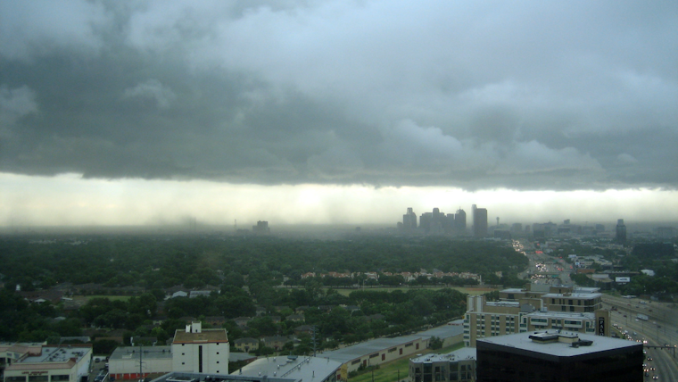 Dallas Braces for Weather Whiplash with Sunny Days, Stormy Nights and a Chilly MLK Weekend Ahead
