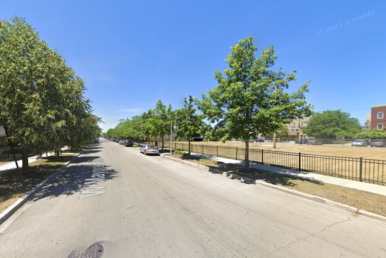 Delivery Drivers On Edge After Armed Robberies in Chicago's 12th District
