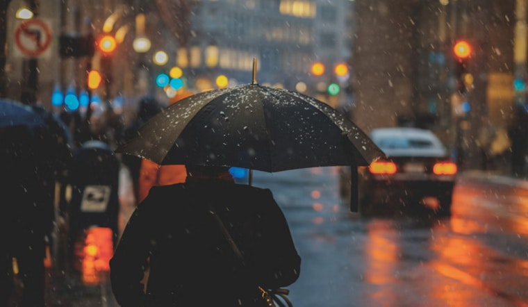 Detroit Braces for Snow Showers and Chilly Winds with Temperatures Hovering Around Freezing
