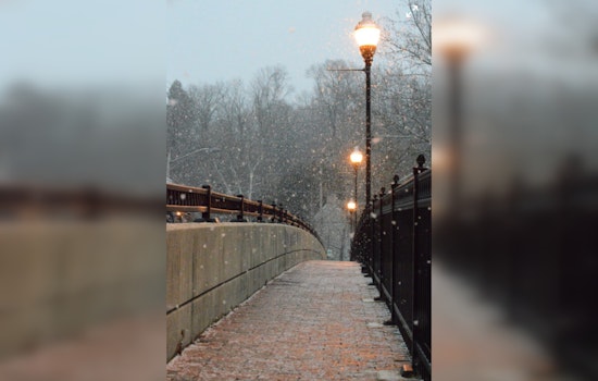 Detroit Faces Frigid Week with Intermittent Snow Showers and Gusty Winds, Says National Weather Service