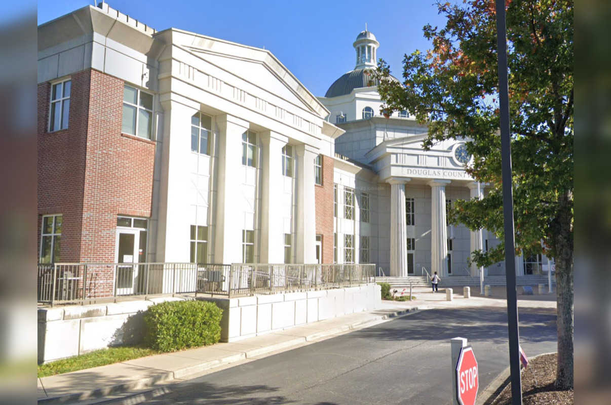 Douglas County Sets Qualifying Fees for 2024 Elections, Pinching