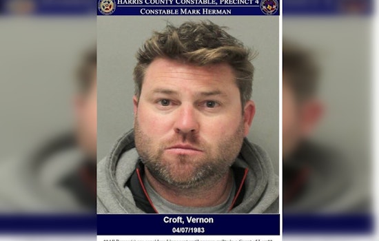 Driver Charged with DWI After Failing Sobriety Tests, Bond Set at $500 in Harris County