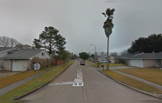 Driver Found Dead with Gunshot Wounds After Car Crashes into Home, Suspected Drive-By Shooting Under Investigation