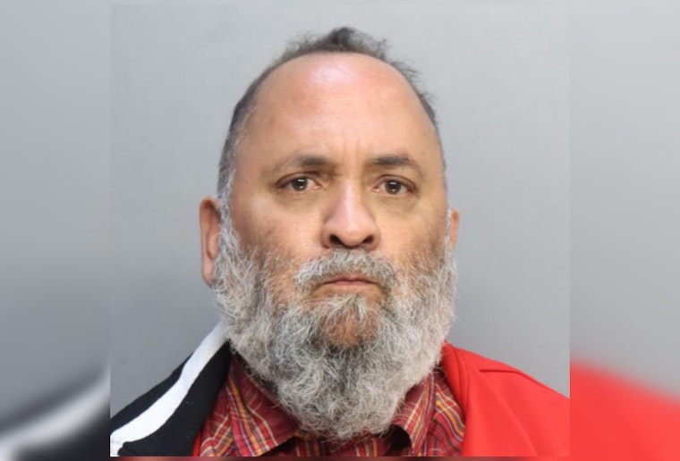 El Paso Man Charged with Stalking Pop Star Shakira, Alleged Obsession Leads to Arrest in Miami