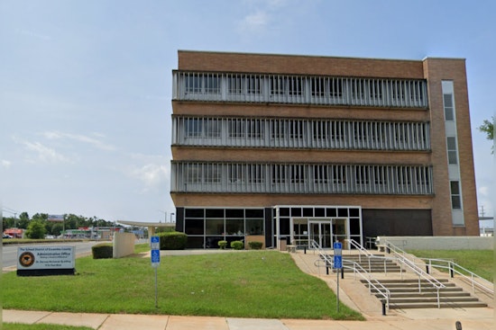 Escambia County Schools Scrutinize Dictionaries Under New Florida Content Regulations