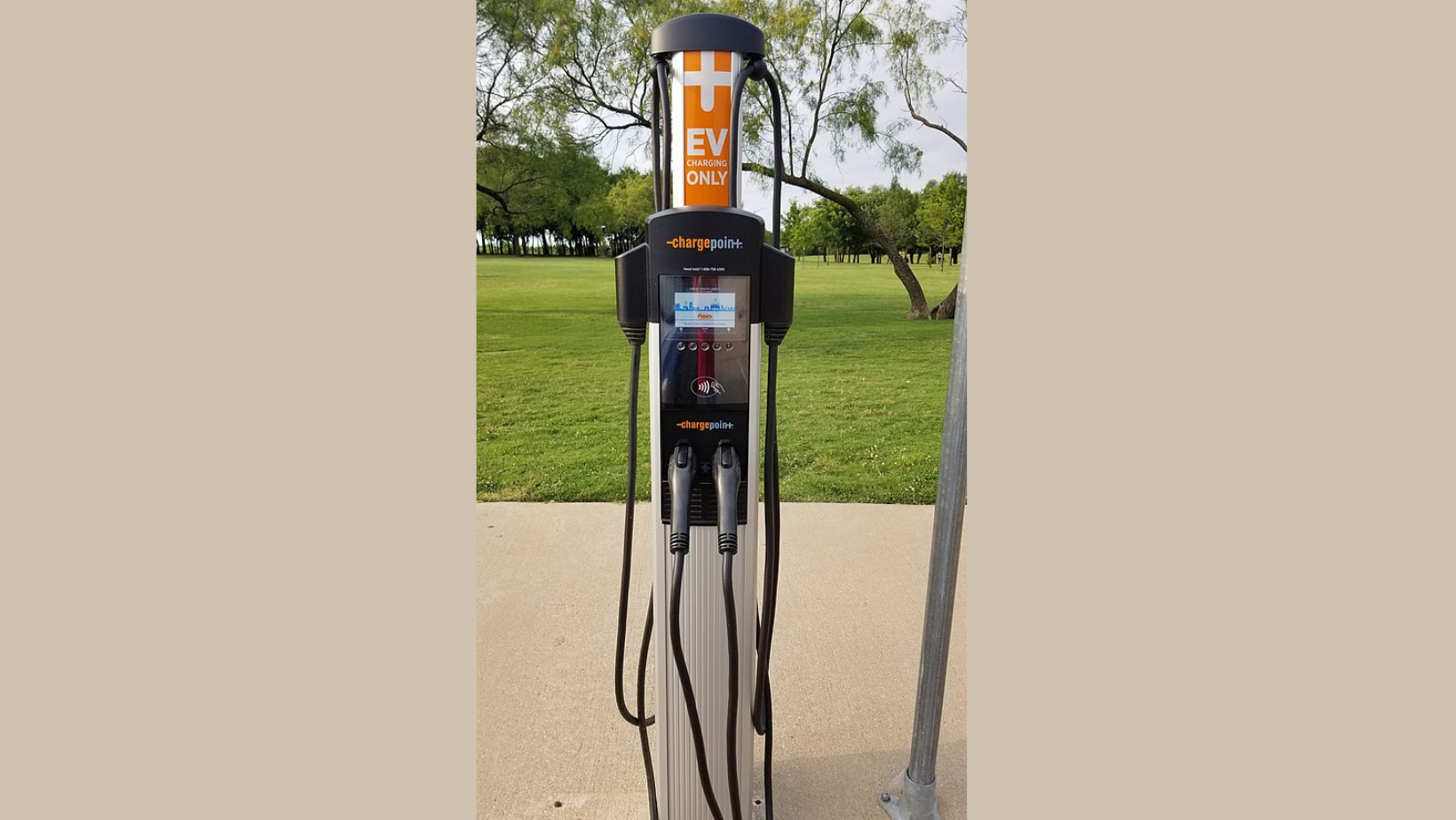 Federal Grant Fuels Surge in North Texas EV Infrastructure with 15