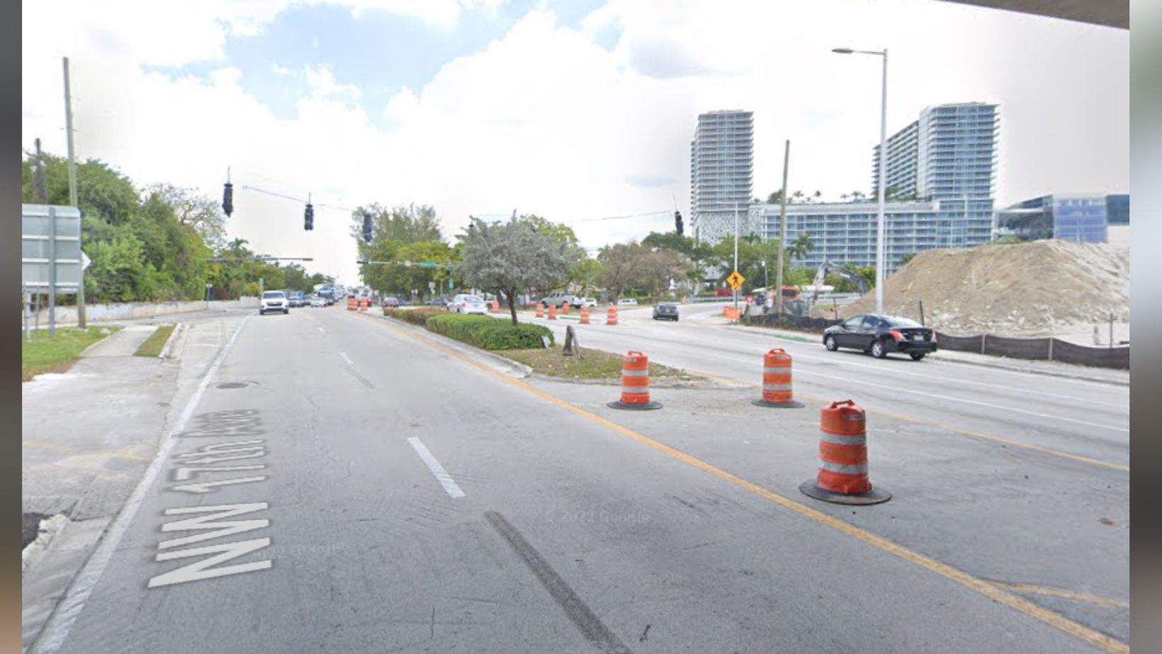 Fort Lauderdale Teens Arrested for Allegedly Using USB Cable to Steal