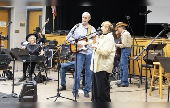 Free Country Music Jam Sessions at Creekside Community Center in Bloomington Every Thursday