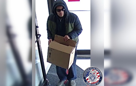 Gainesville Police Seek Suspect in Wells Fargo Bank Robbery on Browns Bridge Road