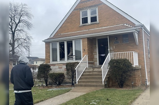 Garfield Ridge Community Mourns as Elderly Woman Perishes in Chicago House Fire