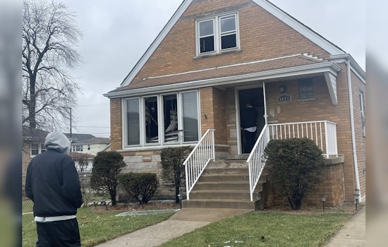 Garfield Ridge Community Mourns as Elderly Woman Perishes in Chicago House Fire