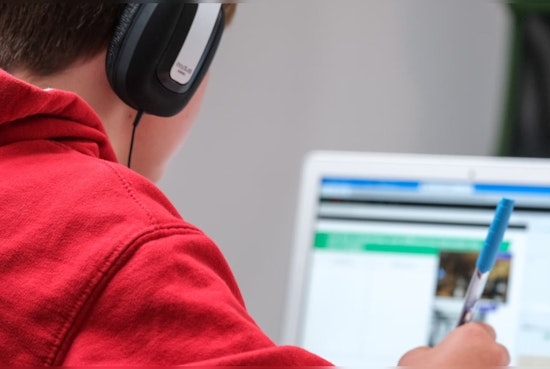 Georgia Schools Shift to Online Learning or Close Amid Winter Weather Advisory