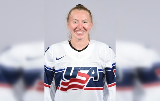 Grace Zumwinkle's Hat Trick Leads Minnesota to Victory Over Montreal in Record-Breaking PWHL Game