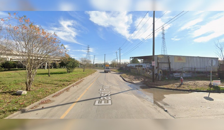 Harris County Deputy Hit By Vehicle At East Freeway Accident Scene Harris County Deputy Hit By Vehicle At East Freeway Accident Scene