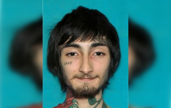 Highland Park Shooting Suspect Robert Crimo III Reverses Decision to Self-Represent, Chooses Public Defenders Again