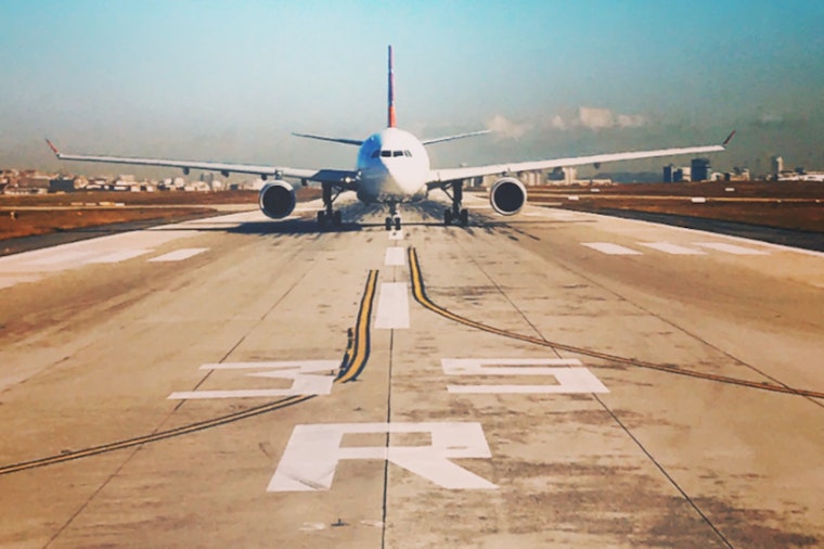  Houston Airports unveil a cold weather strategy as the city sets up warming centers ahead of an Arctic blast