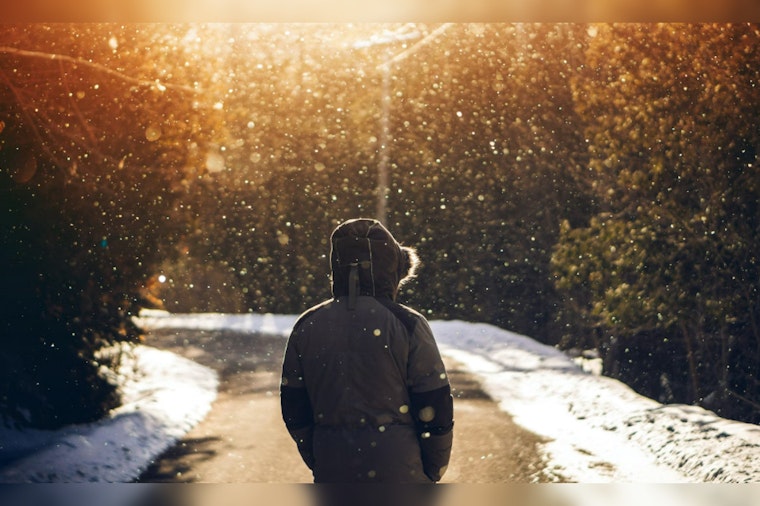Houston Braces for Arctic Blast: Mayor Urges Preparation, Warns Against Carbon Monoxide Risks