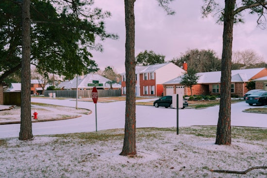 Houston Braces for Chilly Night with Subfreezing Temperatures Before Mid-Week Thaw