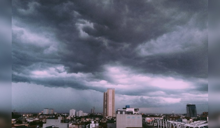 Houston Braces for More Showers and Thunderstorms, Flood Recovery Continues