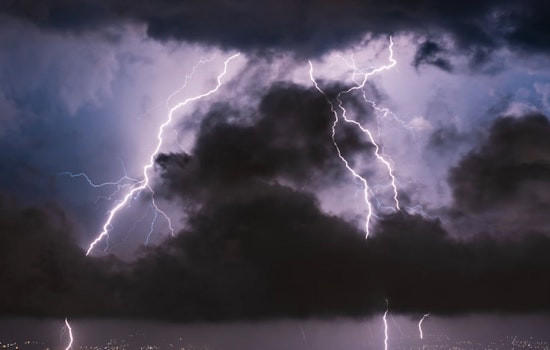 Houston Braces for Severe Thunderstorms with Tornado Potential on Monday