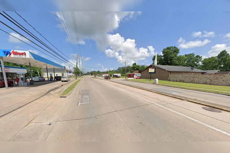 Houston Man Charged with Felony Possession After Officer-Involved Shooting on Tidwell Road