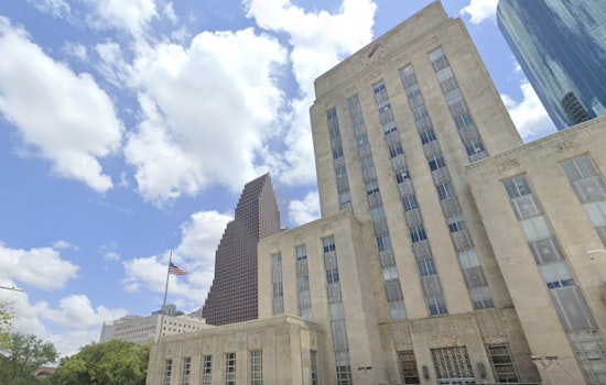 Houston Mayor Whitmire Ends Legal Feud Over Firefighter Pay, Prioritizes Quick Resolution