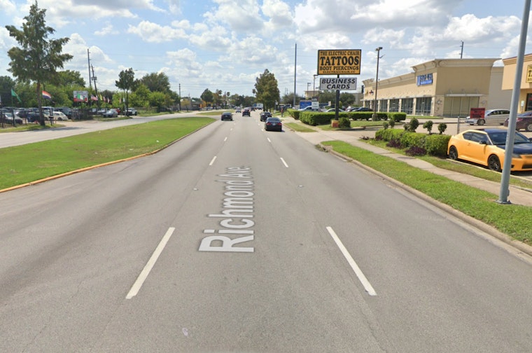 Houston Police Investigate Fatal Single-Car Crash on Richmond Avenue
