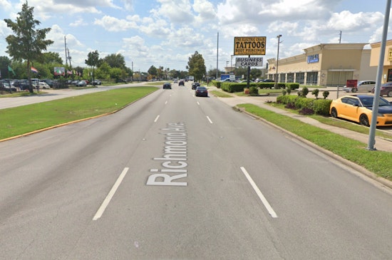 Houston Police Investigate Fatal Single-Car Crash on Richmond Avenue