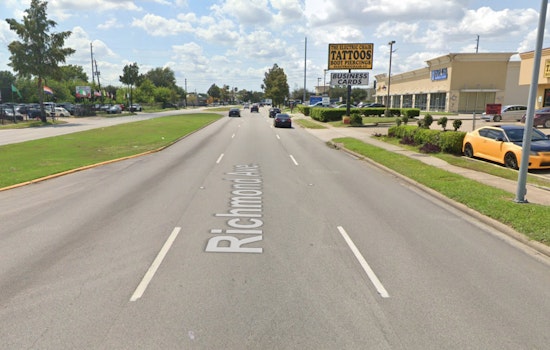 Houston Police Investigate Fatal Single-Car Crash on Richmond Avenue