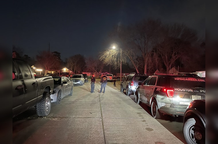 Houston Police Investigate Shooting Death on Tall Willow Drive, Suspect at Large