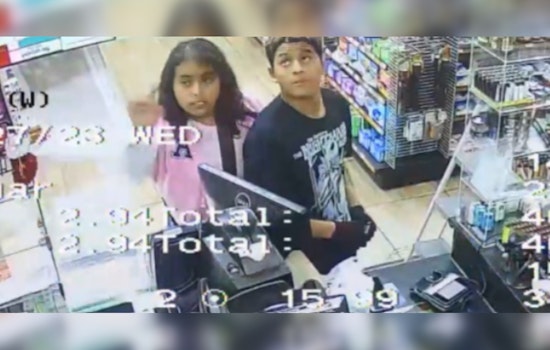 Houston Police Seek Public’s Help Identifying Two Persons of Interest in Daylight Stabbing Death