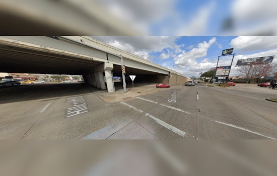 Houston Teens Hospitalized After Road Rage Shooting on Southwest Freeway, Police Seek Middle-Aged Suspect
