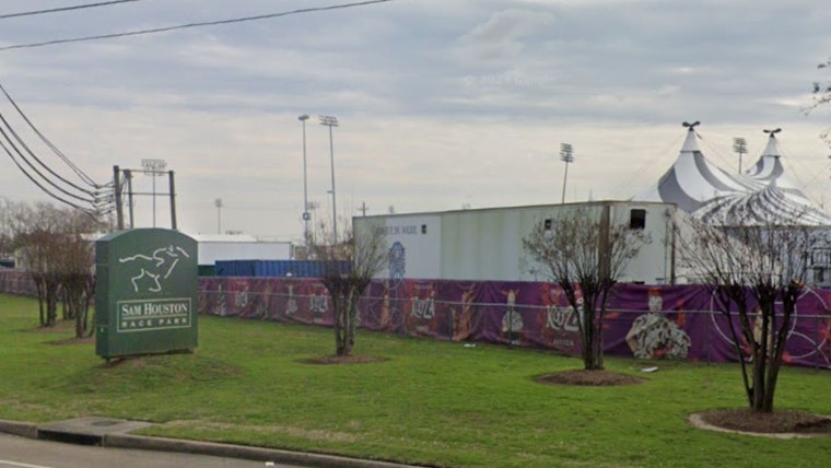 Houston's Sam Houston Race Park Unveils Eclectic 30th Season Slate, Complete with Camel and Ostrich Racing