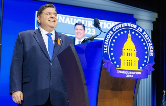 Illinois Governor Pritzker Defends Biden Amid Low Poll Ratings, Criticizes GOP Rivals as 2024 Presidential Race Looms