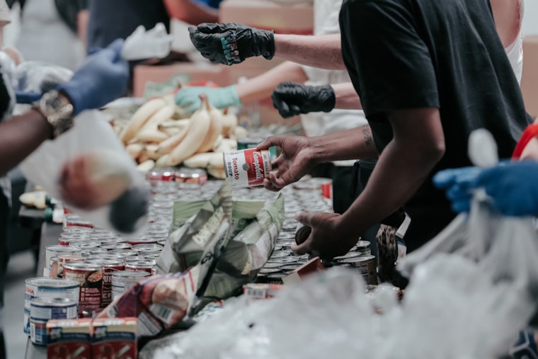In Response to the Freeze in San Antonio, Local Groups Offer a Lifeline to the Homeless Amid the Cold Snap