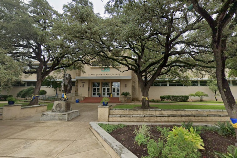 In San Antonio Suburb, Alamo Heights Weighs School Demolition and Historic Home's Fate