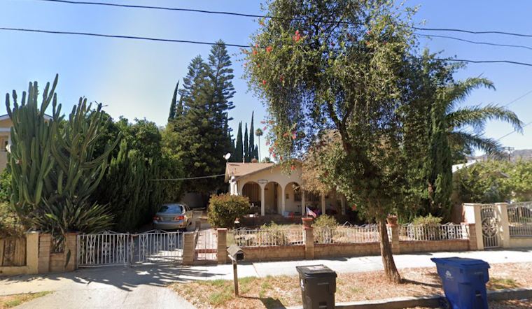 LA Firefighters Extinguish Sylmar House Fire in 16 Minutes, No Injuries Reported