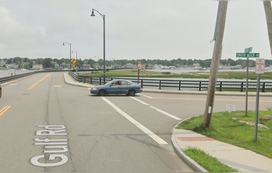 Late Night Crash in Dartmouth Claims Life of New Bedford Teen, Injures Woman