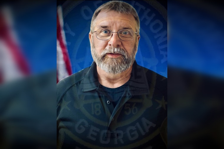 Lithonia Community Mourns Loss of Beloved Officer Jeff Wiggs After Decades of Service