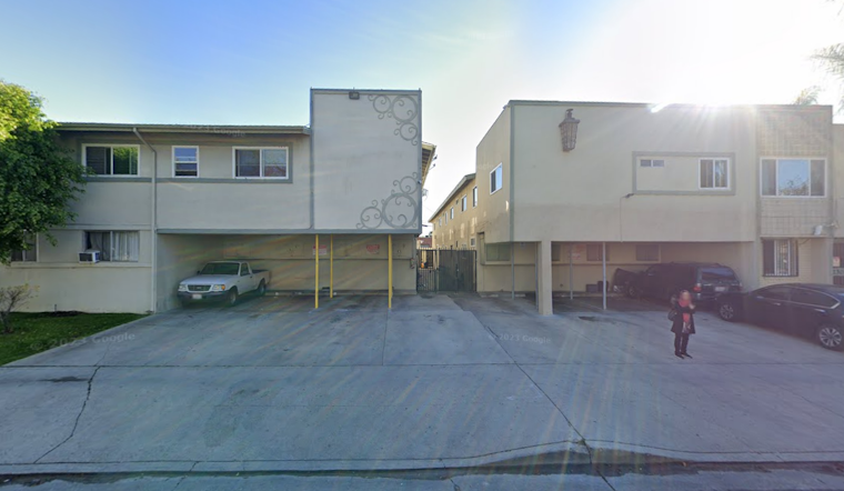 Los Angeles Firefighters Extinguish Canoga Park Carport Blaze, Save Nearby Apartment Complex